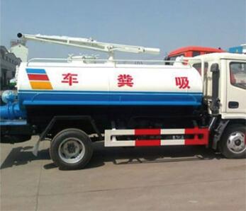 環(huán)衛(wèi)吸糞車(chē).jpeg